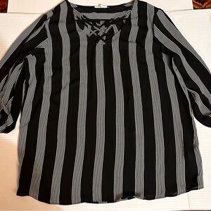 Black and White Striped Women's Top Maurices Plus Size XXL